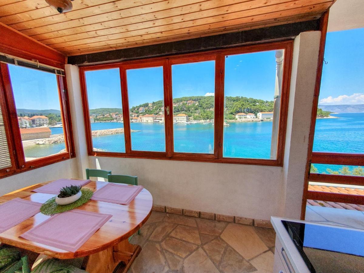 Makjanic Apartment Jelsa  Dış mekan fotoğraf