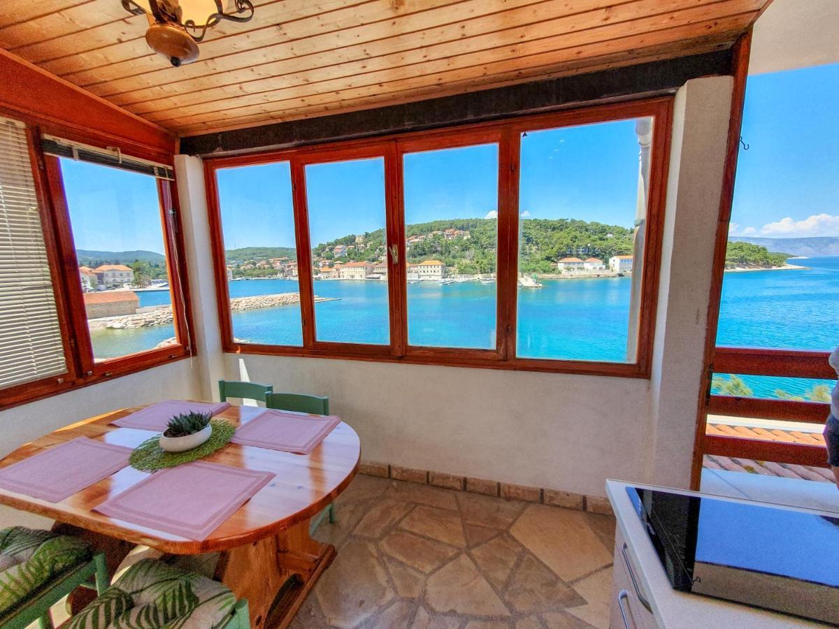 Makjanic Apartment Jelsa  Dış mekan fotoğraf